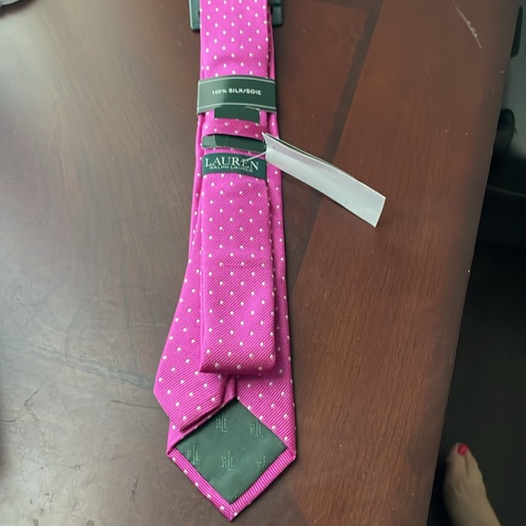 Ralph Lauren Boys Pink Polkadot tie 100% silk new nwt - Picture 4 of 4